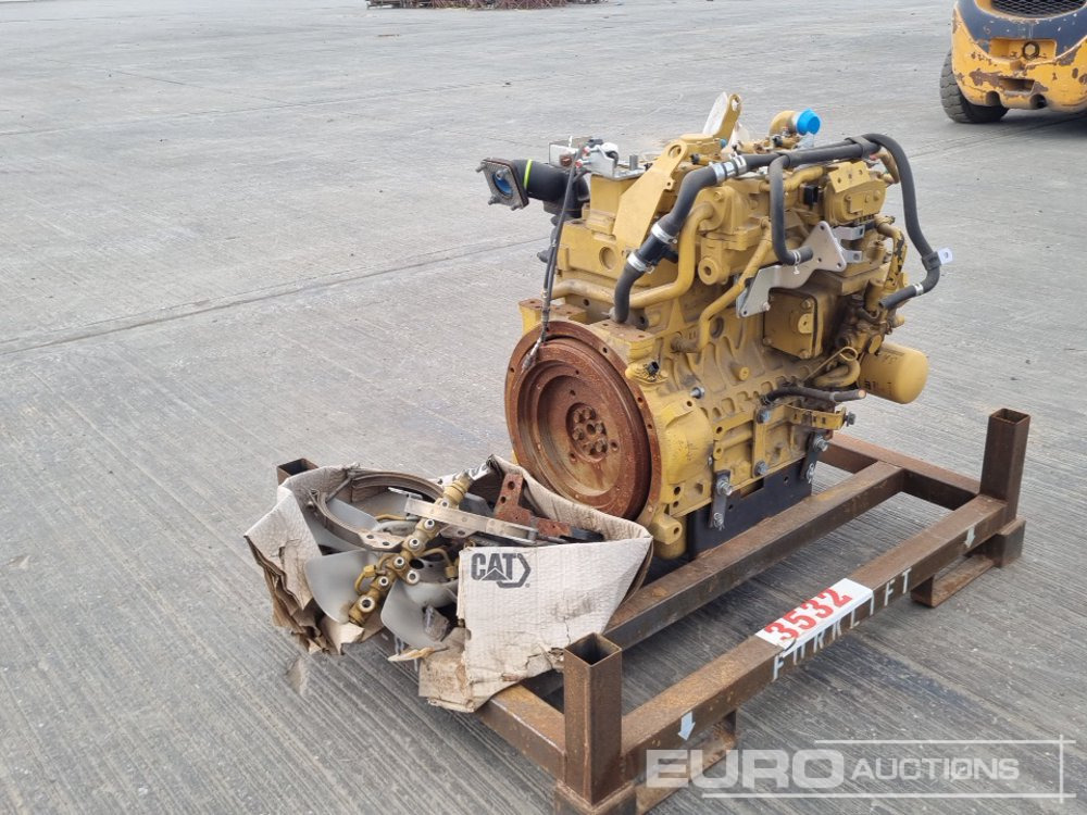 CAT 4 Cylinder Engine - محرك: صورة 5 CAT 4 Cylinder Engine - محرك: صورة 5
