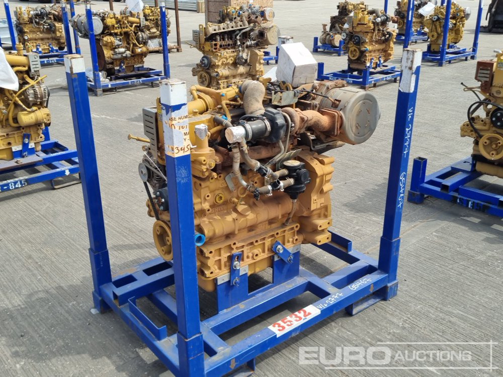 CAT 4 Cylinder Engine - محرك: صورة 1 CAT 4 Cylinder Engine - محرك: صورة 1