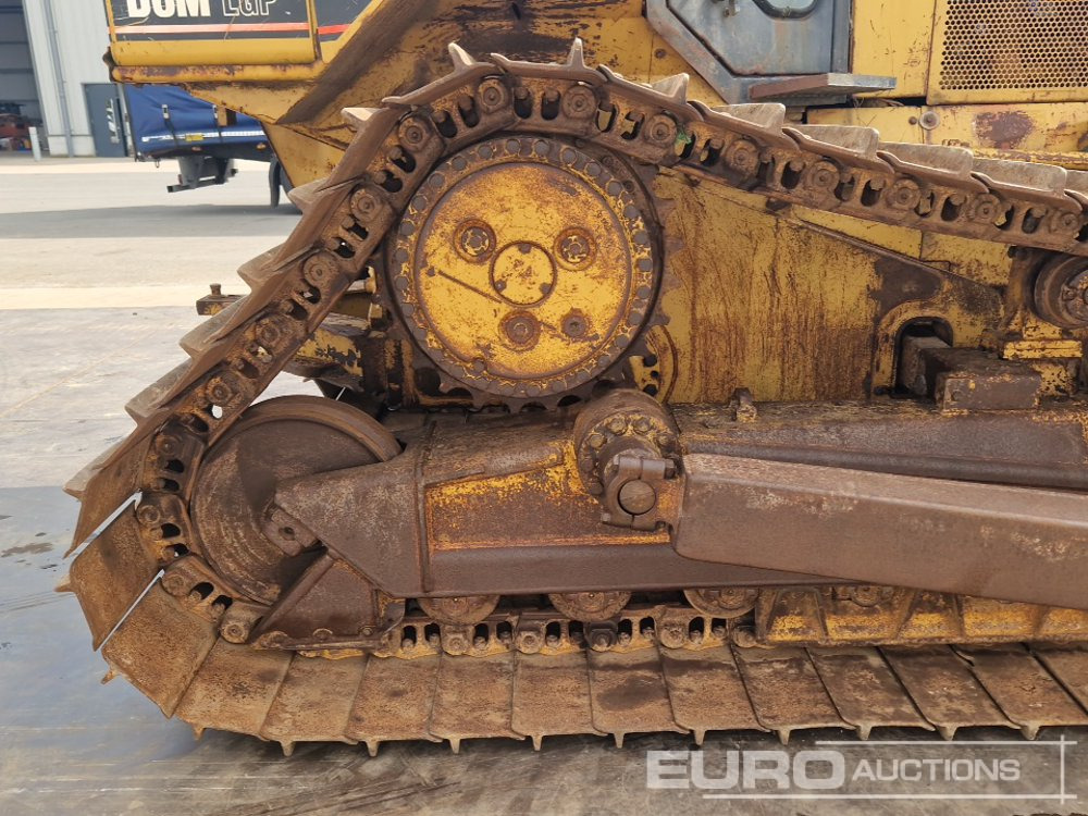 جرافة CAT D6M LGP: صورة 19