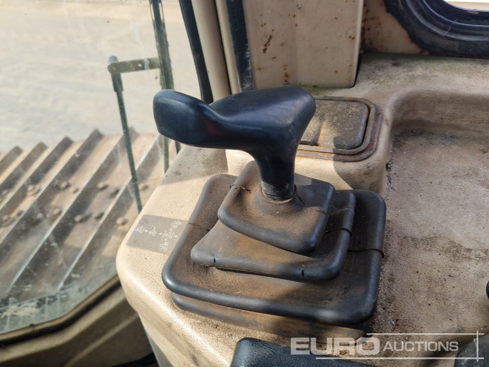 جرافة CAT D6M LGP: صورة 31
