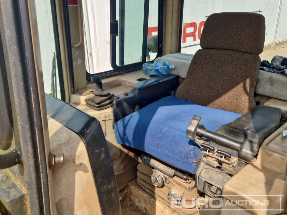 جرافة CAT D6M LGP: صورة 24