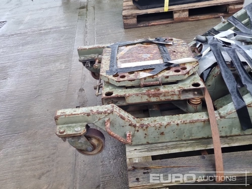 معدات المناولة Carlisle Engineering Hydraulic Trolley Lift: صورة 10