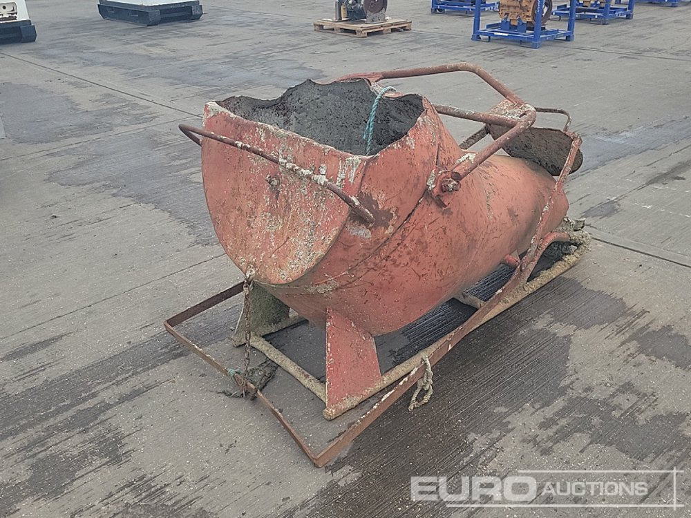 Concrete Skip to suit Crane - قادوس بقلاب ذاتي: صورة 1 Concrete Skip to suit Crane - قادوس بقلاب ذاتي: صورة 1