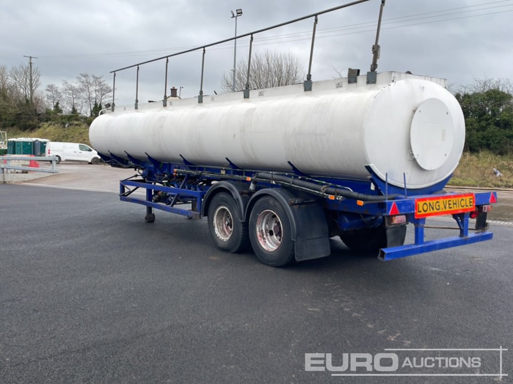 Crane Fruehauf Twin Axle Tanker - نصف مقطورة صهريج: صورة 3 Crane Fruehauf Twin Axle Tanker - نصف مقطورة صهريج: صورة 3