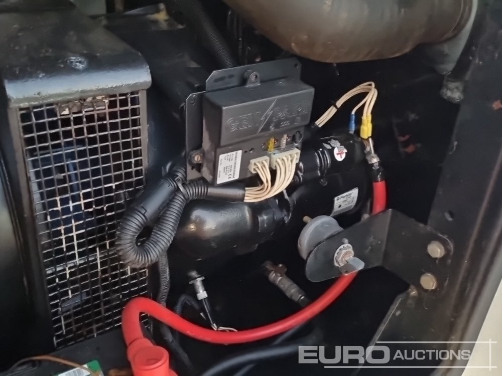 مجموعة المولدات FG Wilson XD135P1: صورة 19