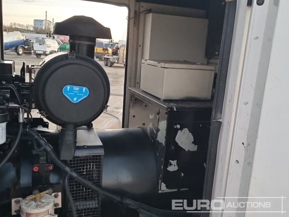 مجموعة المولدات FG Wilson XD135P1: صورة 30