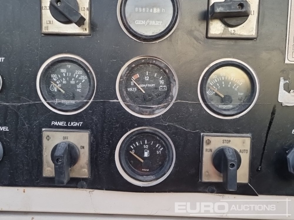 مجموعة المولدات FG Wilson XD135P1: صورة 11