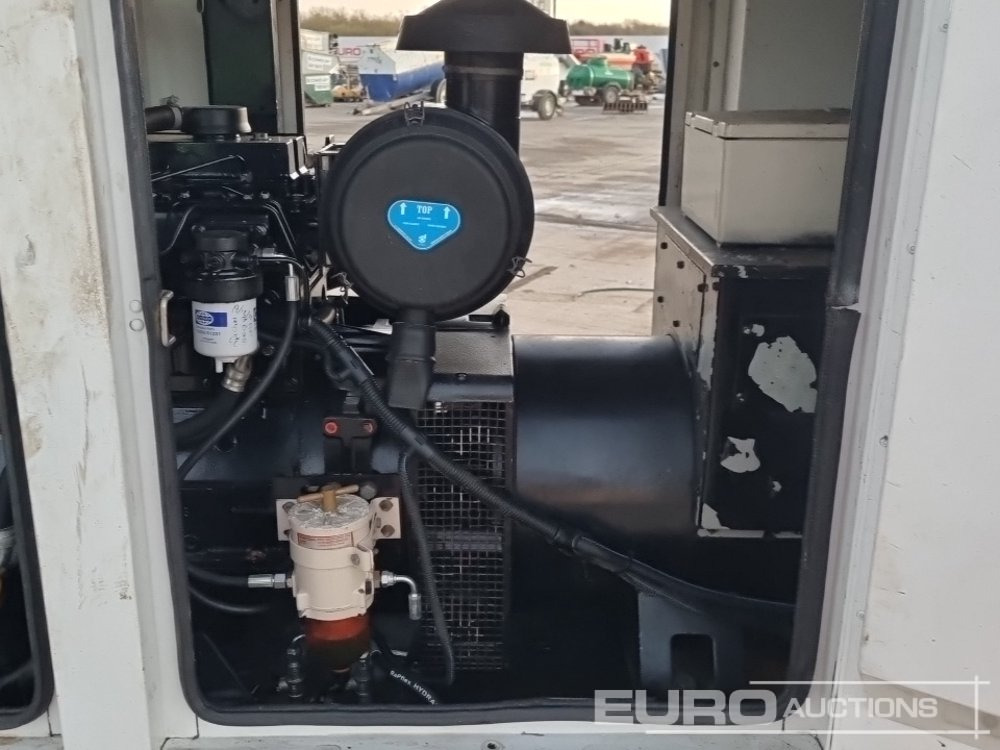 مجموعة المولدات FG Wilson XD135P1: صورة 27