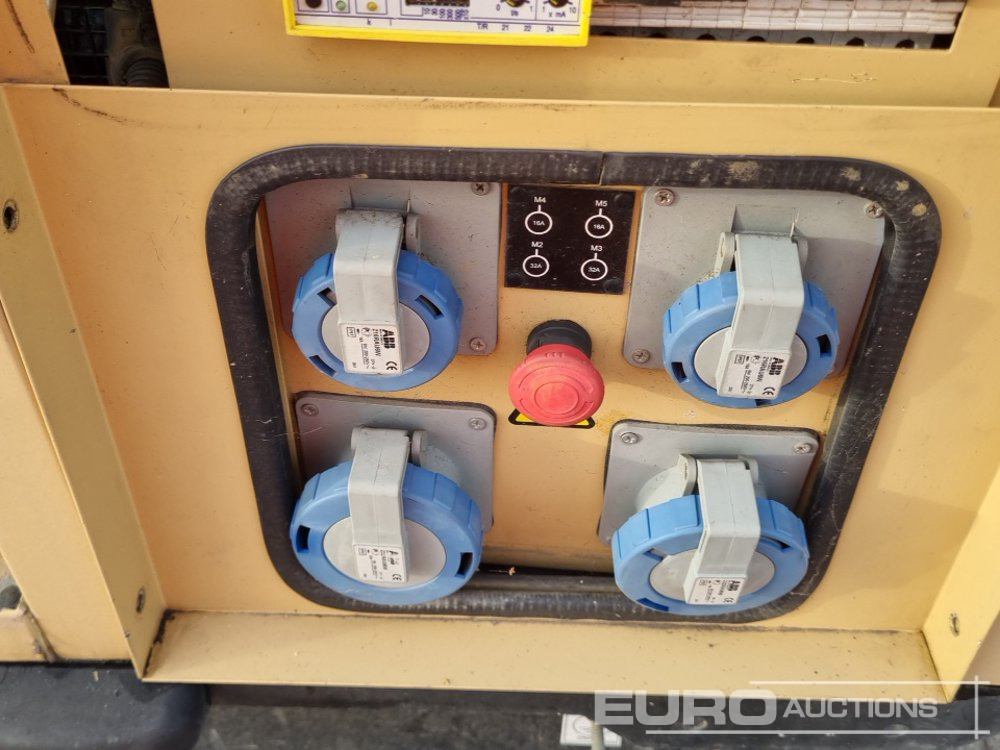 مجموعة المولدات FG Wilson XD20P2: صورة 18