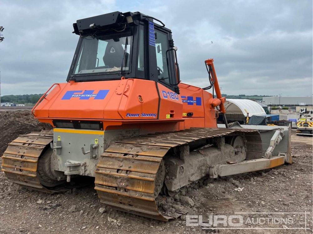 Fiat Hitachi D180SP - جرافة: صورة 2 Fiat Hitachi D180SP - جرافة: صورة 2
