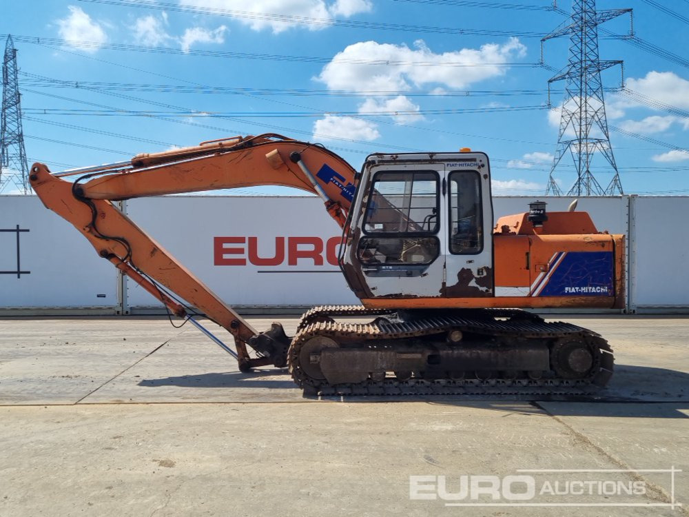 Fiat Hitachi FH130-3 - حفار زحاف: صورة 2 Fiat Hitachi FH130-3 - حفار زحاف: صورة 2