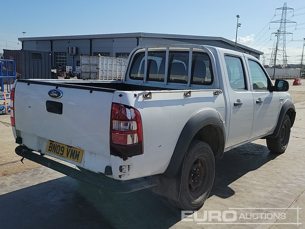 Ford Ranger - شاحنة البيك أب: صورة 5 Ford Ranger - شاحنة البيك أب: صورة 5