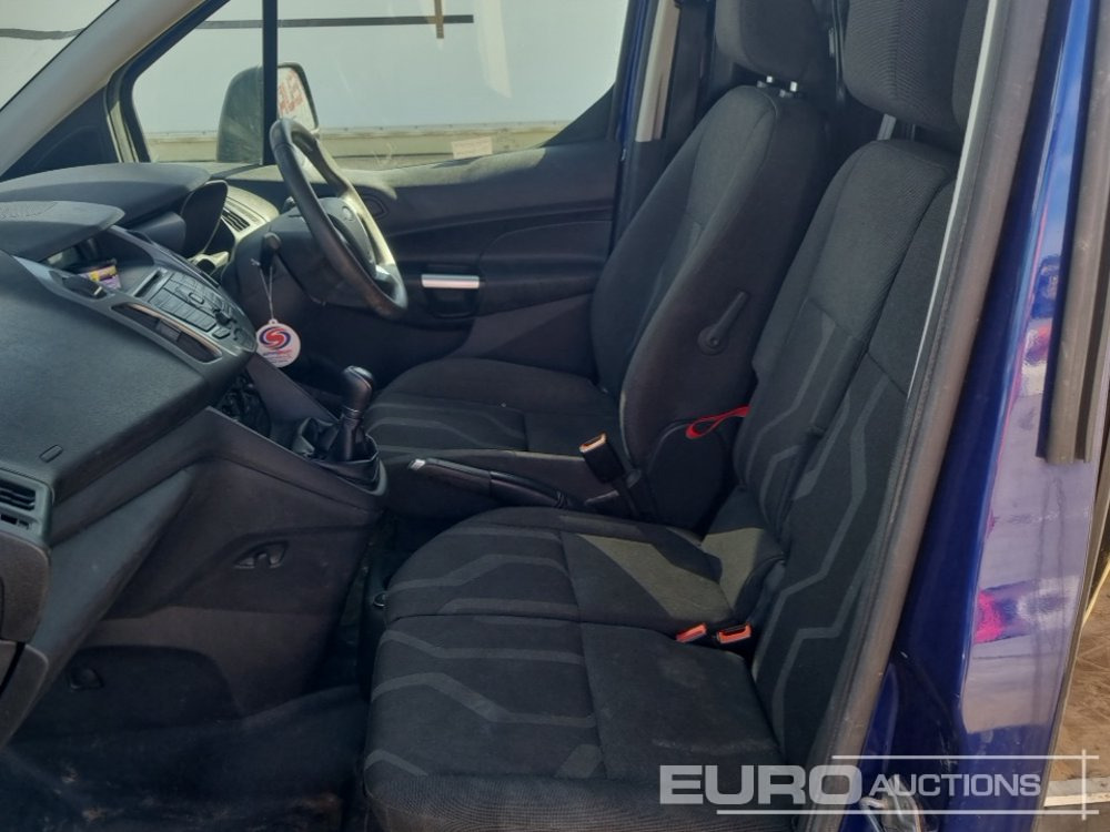 شاحنة التوصيل Ford Transit Connect: صورة 24