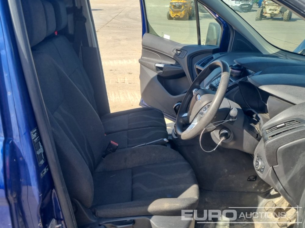 شاحنة التوصيل Ford Transit Connect: صورة 26