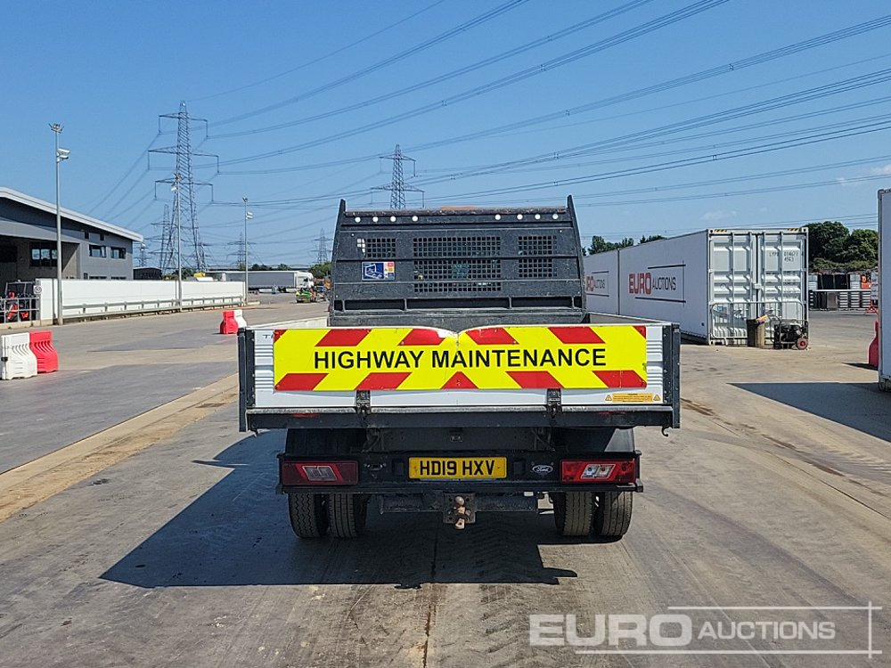 Ford Transit - قلاب صغير: صورة 4 Ford Transit - قلاب صغير: صورة 4