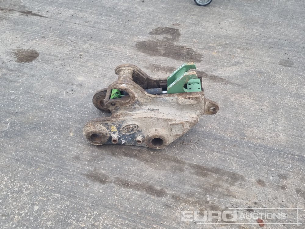 Geith Hydraulic QH 60mm Pin to suit 10 Ton Excavator - قارنة توصيل هيدروليكي: صورة 1 Geith Hydraulic QH 60mm Pin to suit 10 Ton Excavator - قارنة توصيل هيدروليكي: صورة 1