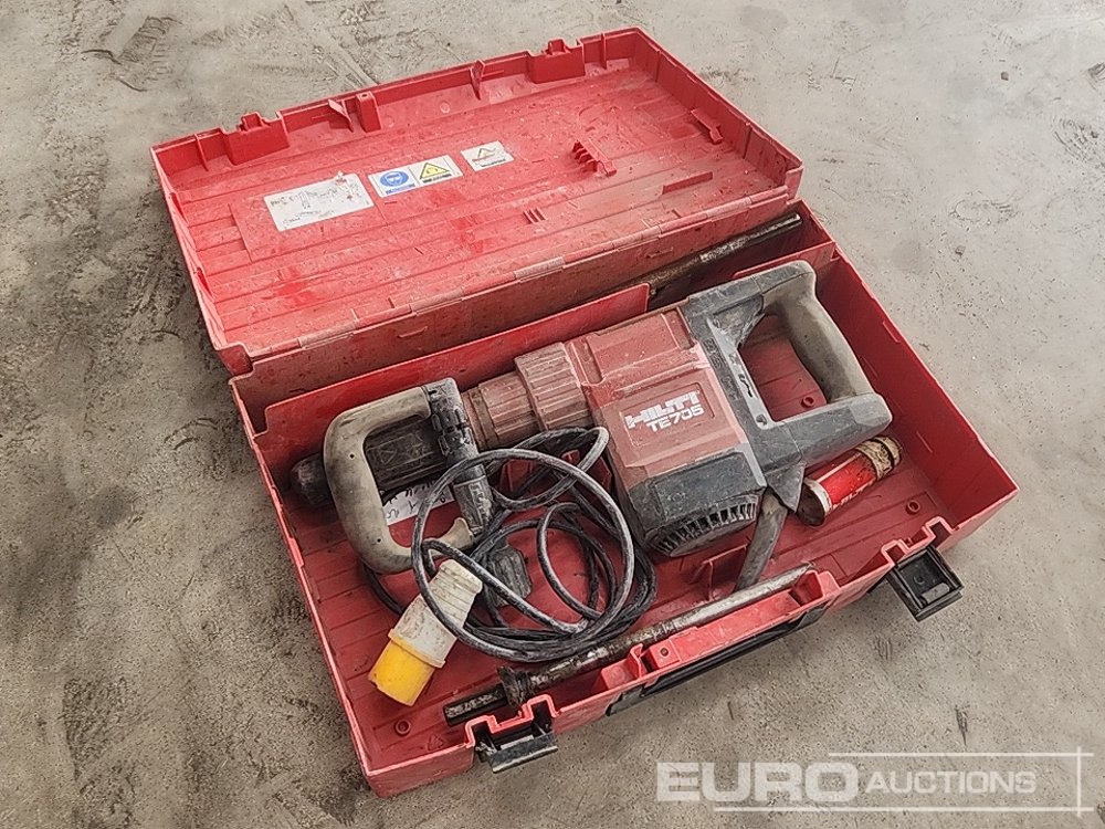 Hilti TE705 110 Volt Hammer Drill/Breaker - معدات البناء: صورة 1 Hilti TE705 110 Volt Hammer Drill/Breaker - معدات البناء: صورة 1