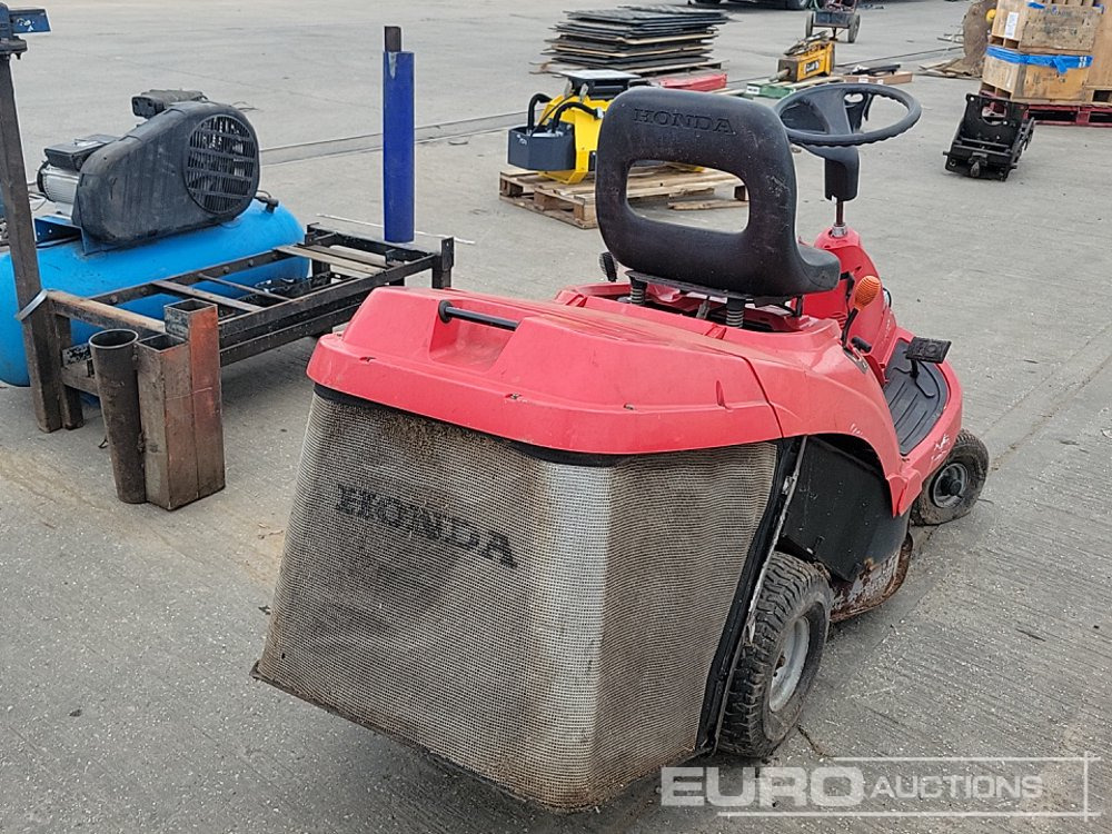 Honda HF1211S - جزازة أعشاب الحدائق: صورة 5 Honda HF1211S - جزازة أعشاب الحدائق: صورة 5