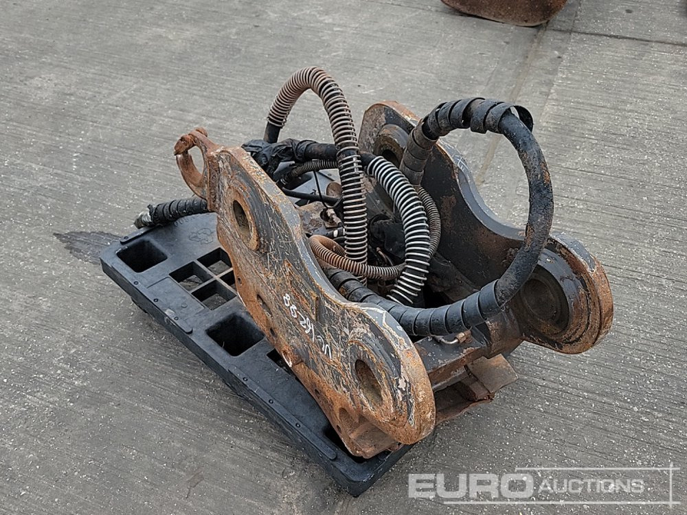Hydraulic Double Lock Quick Hitch 65mm Pin to suit 13 Ton Excavator - قارنة توصيل هيدروليكي: صورة 3 Hydraulic Double Lock Quick Hitch 65mm Pin to suit 13 Ton Excavator - قارنة توصيل هيدروليكي: صورة 3