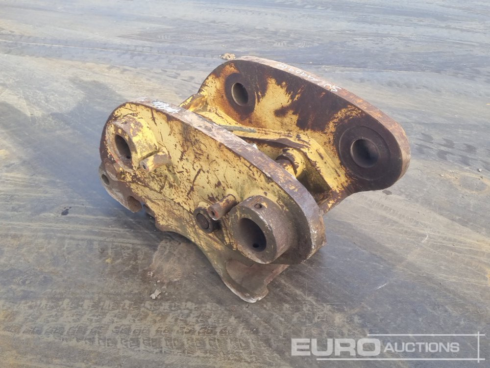 Hydraulic QH 80mm Pin to suit 20 Ton Excavator - قارنة توصيل هيدروليكي: صورة 3 Hydraulic QH 80mm Pin to suit 20 Ton Excavator - قارنة توصيل هيدروليكي: صورة 3