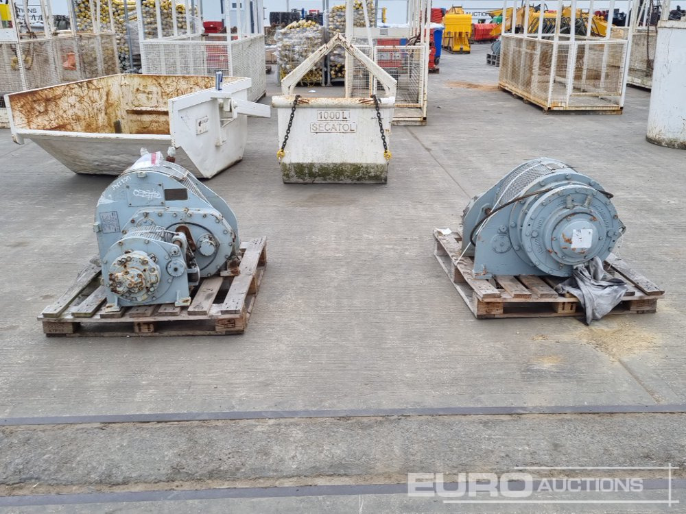Hydraulic Winch (2 of) - ونش لإنقاذ السيارات: صورة 2 Hydraulic Winch (2 of) - ونش لإنقاذ السيارات: صورة 2