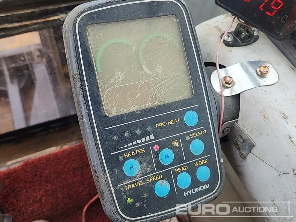 حفارة مُصَّغرة Hyundai R55-7: صورة 40