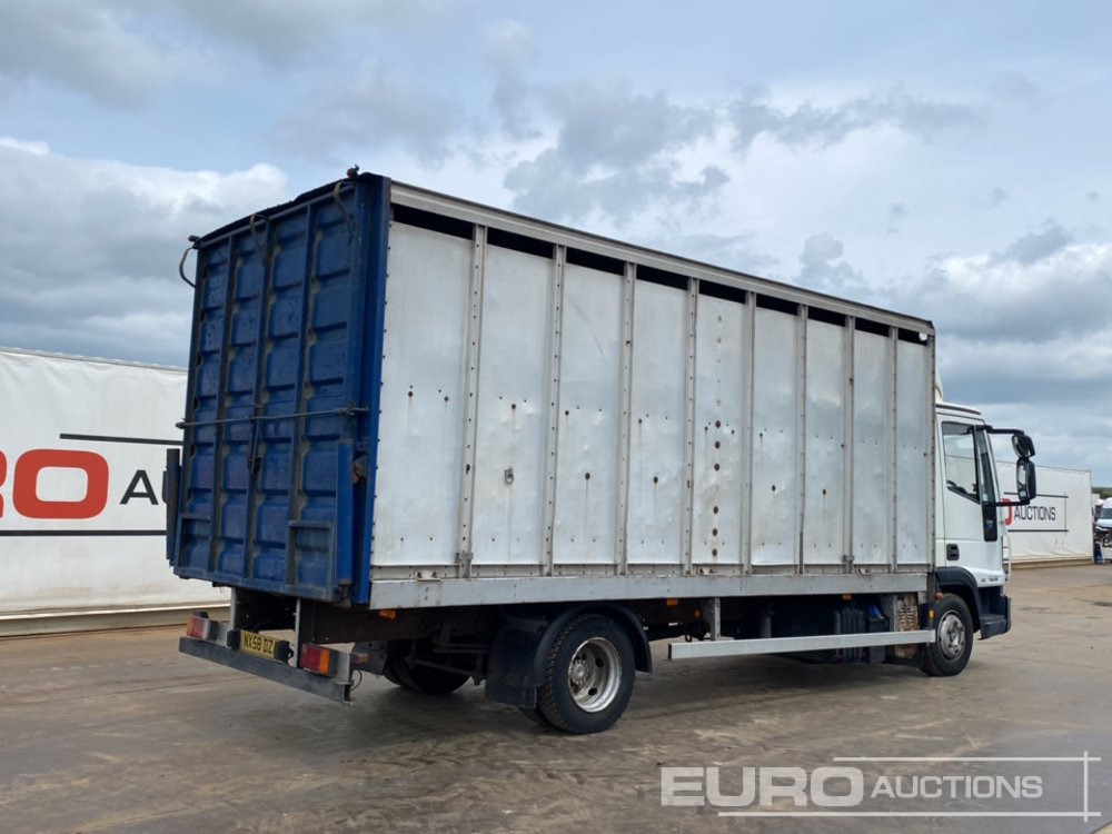 Iveco 75E16 - شاحنة نقل المواشي: صورة 5 Iveco 75E16 - شاحنة نقل المواشي: صورة 5