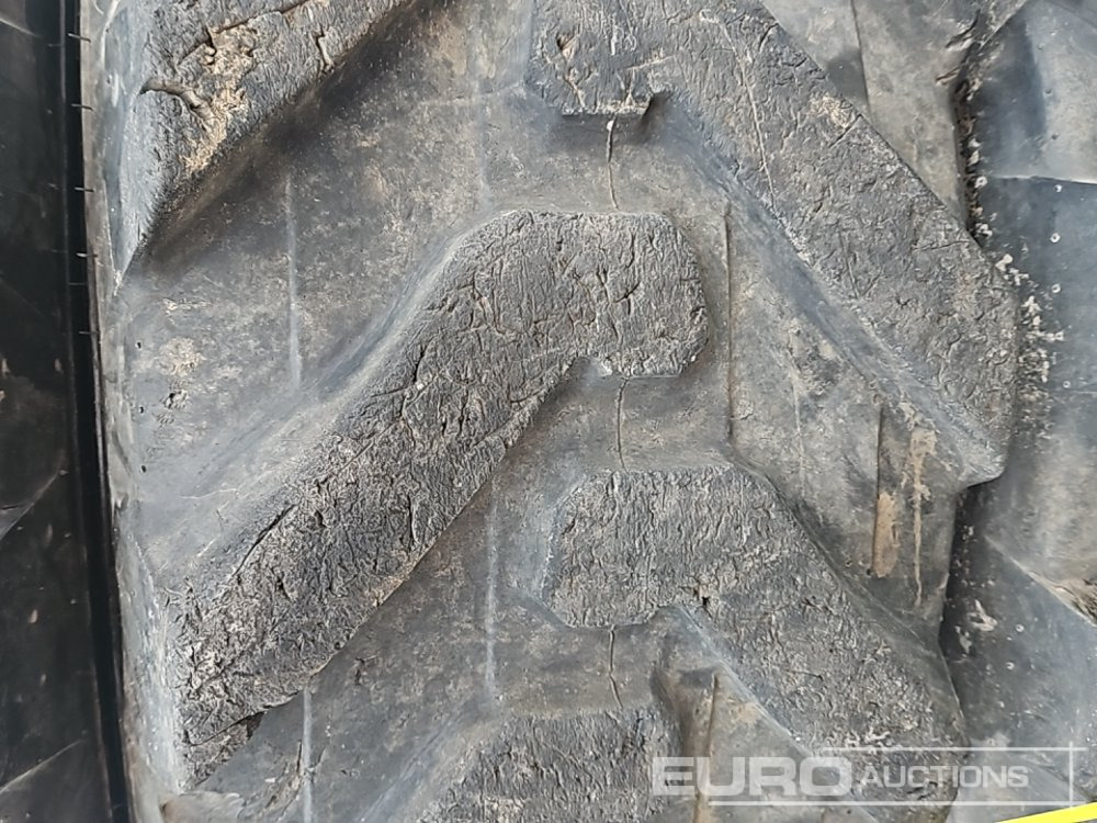 إطارات JCB 400/80-24 Tyre (4 of): صورة 9