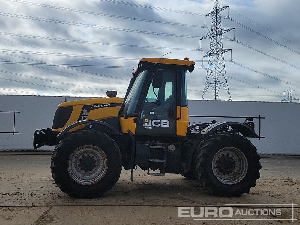 JCB FASTRAC 3230 - جرار: صورة 2 JCB FASTRAC 3230 - جرار: صورة 2