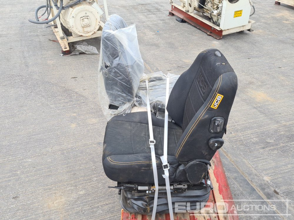 قطع غيار JCB Operator Seat (2 of): صورة 6