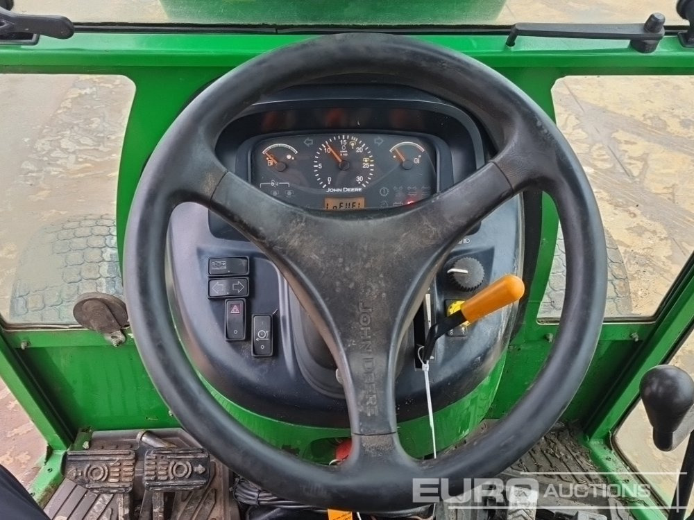 جرار صغير John Deere 4520: صورة 39 جرار صغير John Deere 4520: صورة 39