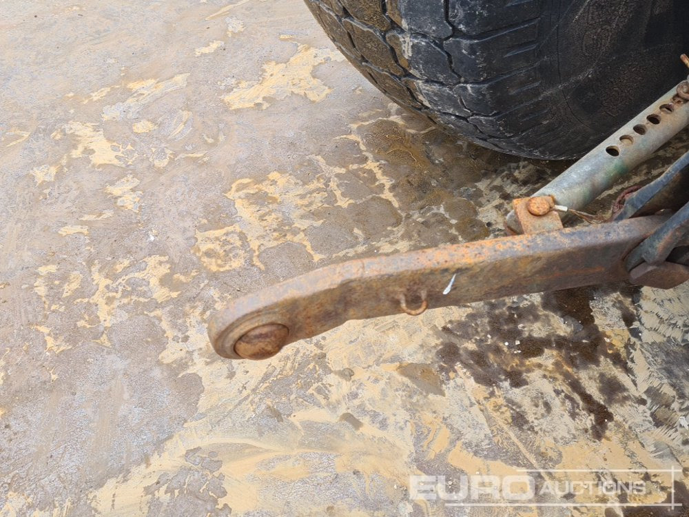 جرار صغير John Deere 4520: صورة 25 جرار صغير John Deere 4520: صورة 25