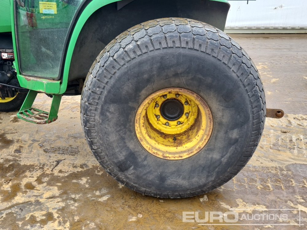 جرار صغير John Deere 4520: صورة 10 جرار صغير John Deere 4520: صورة 10