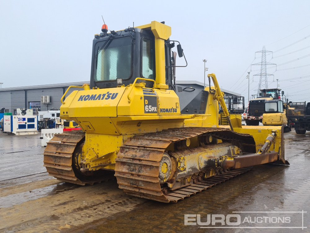 Komatsu D65PX-15 - جرافة: صورة 5 Komatsu D65PX-15 - جرافة: صورة 5