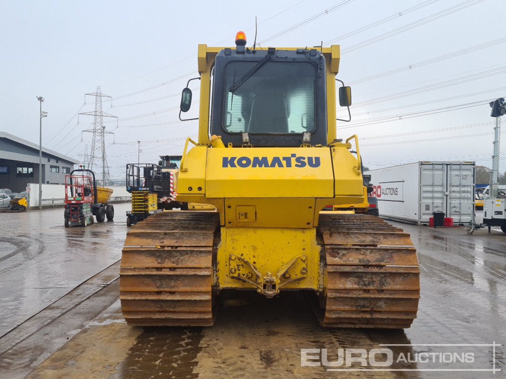 Komatsu D65PX-15 - جرافة: صورة 4 Komatsu D65PX-15 - جرافة: صورة 4