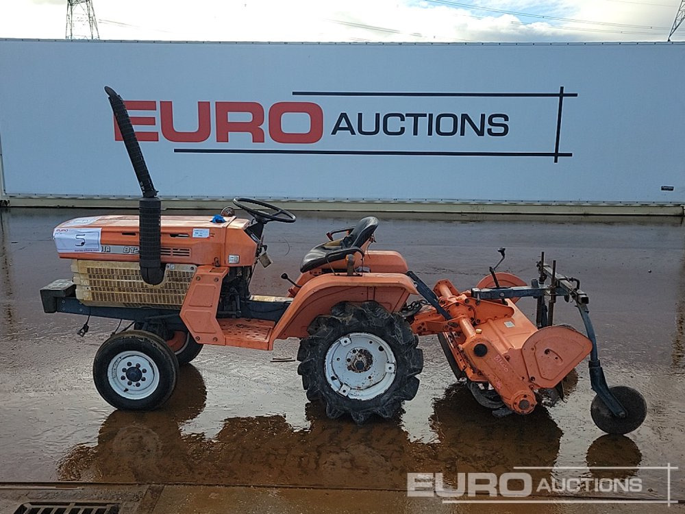 Kubota B1200 - جرار صغير: صورة 2 Kubota B1200 - جرار صغير: صورة 2