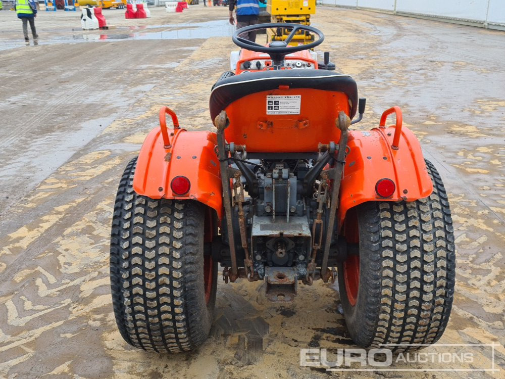 Kubota B7100D - جرار صغير: صورة 4 Kubota B7100D - جرار صغير: صورة 4