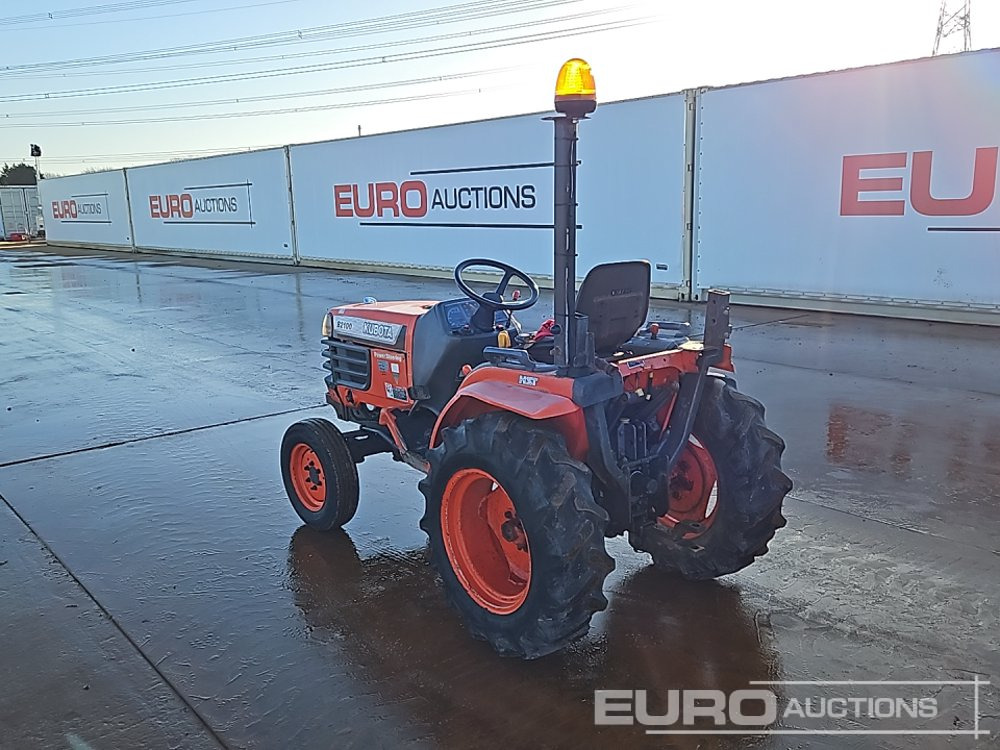 Kubota G2100 - جرار صغير: صورة 3 Kubota G2100 - جرار صغير: صورة 3
