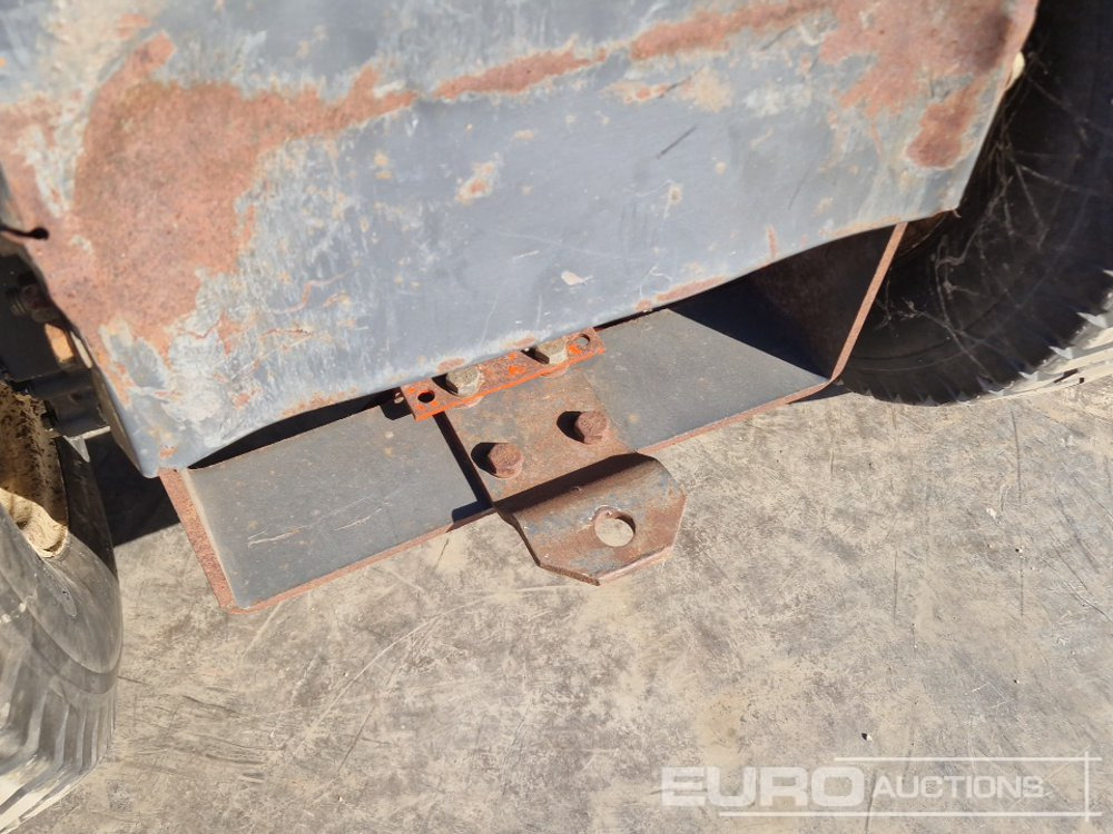 جزازة أعشاب الحدائق Kubota G2160: صورة 27