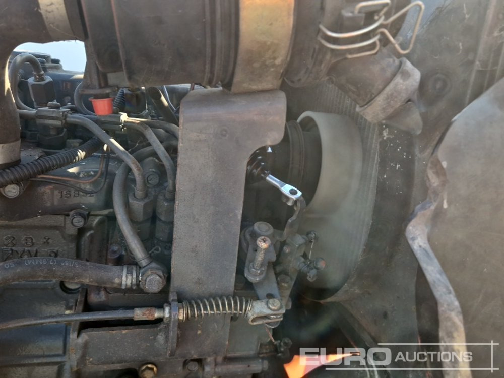 جزازة أعشاب الحدائق Kubota G2160: صورة 16