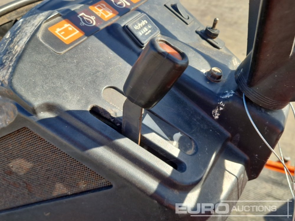 جزازة أعشاب الحدائق Kubota G2160: صورة 31