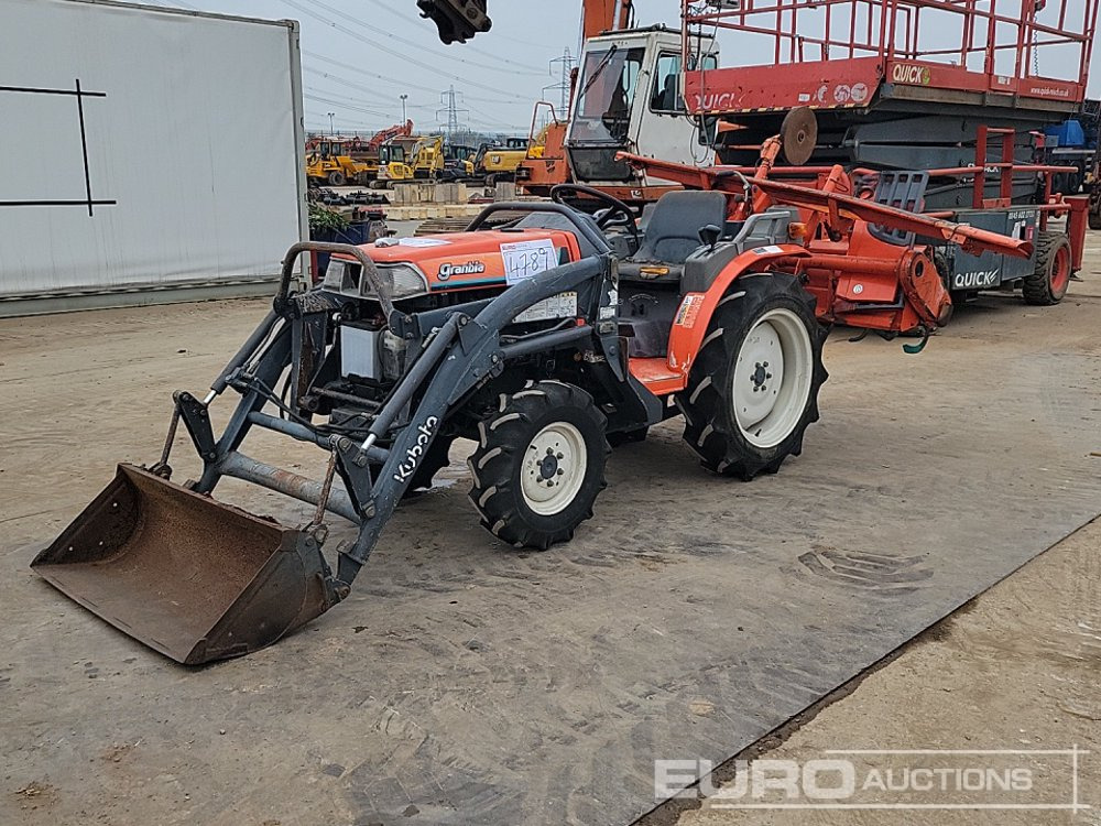 Kubota GB20 - جرار صغير: صورة 1 Kubota GB20 - جرار صغير: صورة 1