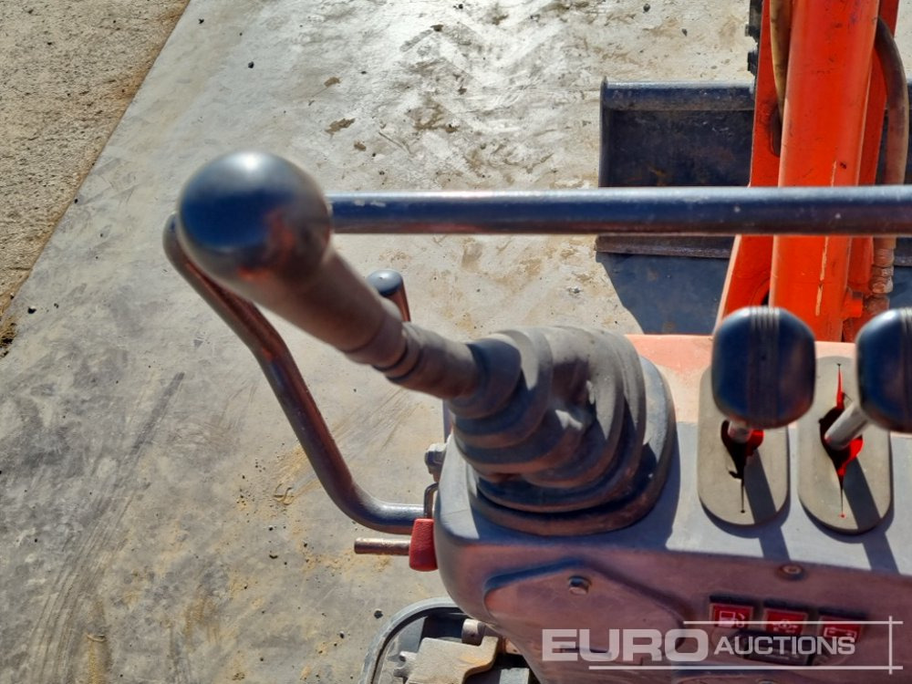 حفارة مُصَّغرة Kubota K008-3: صورة 36