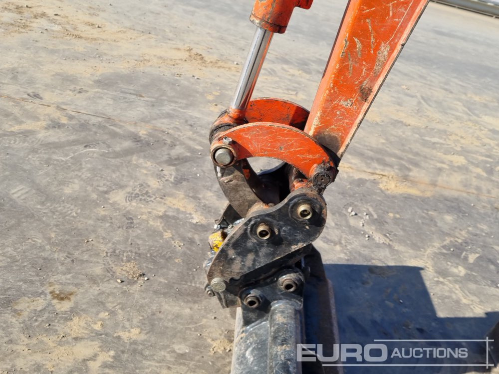 حفارة مُصَّغرة Kubota K008-3: صورة 23