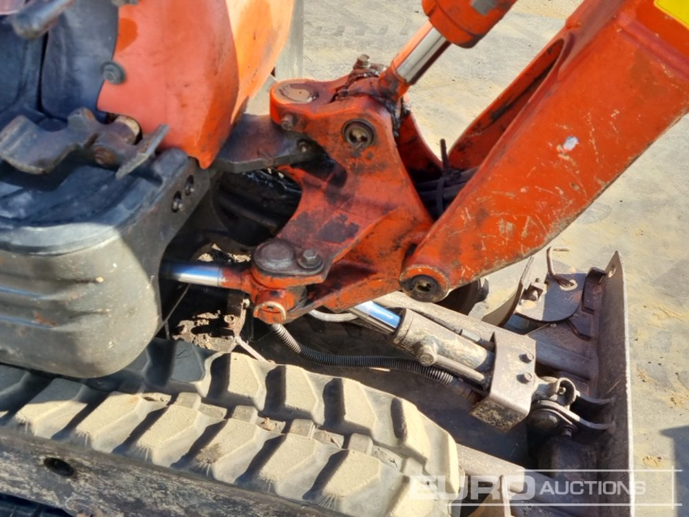 حفارة مُصَّغرة Kubota K008-3: صورة 9