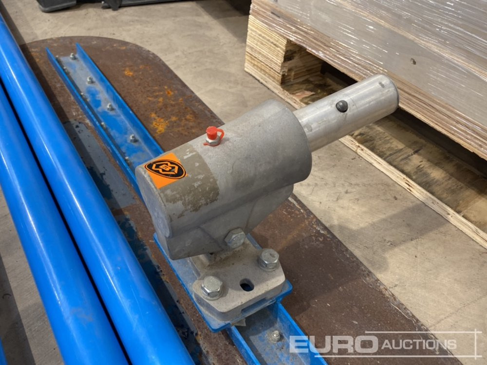 MBW Bull Float - آلة أسفلت: صورة 3 MBW Bull Float - آلة أسفلت: صورة 3