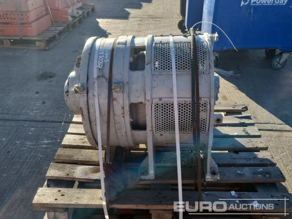 MacTaggart Hydraulic Winch - ونش لإنقاذ السيارات: صورة 4 MacTaggart Hydraulic Winch - ونش لإنقاذ السيارات: صورة 4