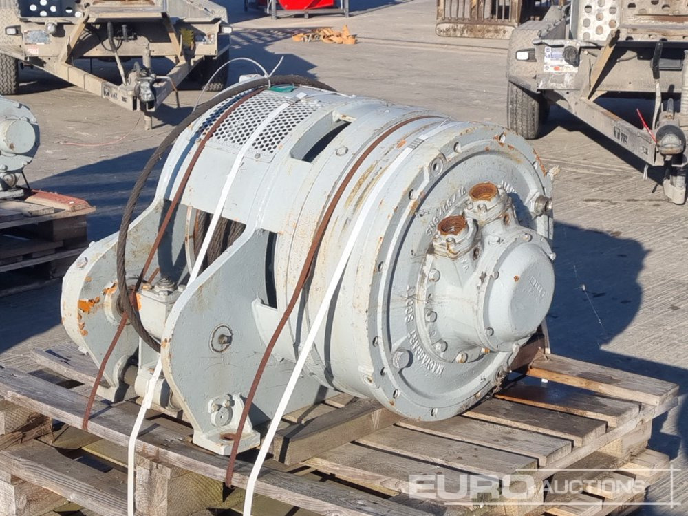 MacTaggart Hydraulic Winch - ونش لإنقاذ السيارات: صورة 1 MacTaggart Hydraulic Winch - ونش لإنقاذ السيارات: صورة 1