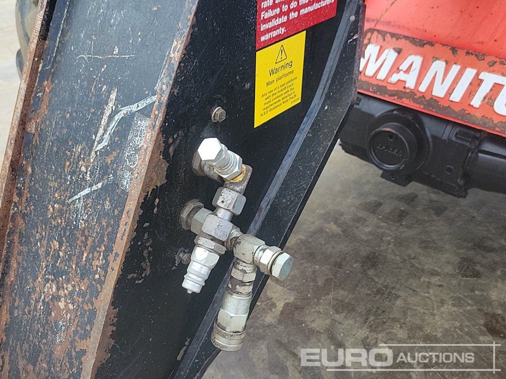 رافعة تلسكوبية Manitou MT732: صورة 16