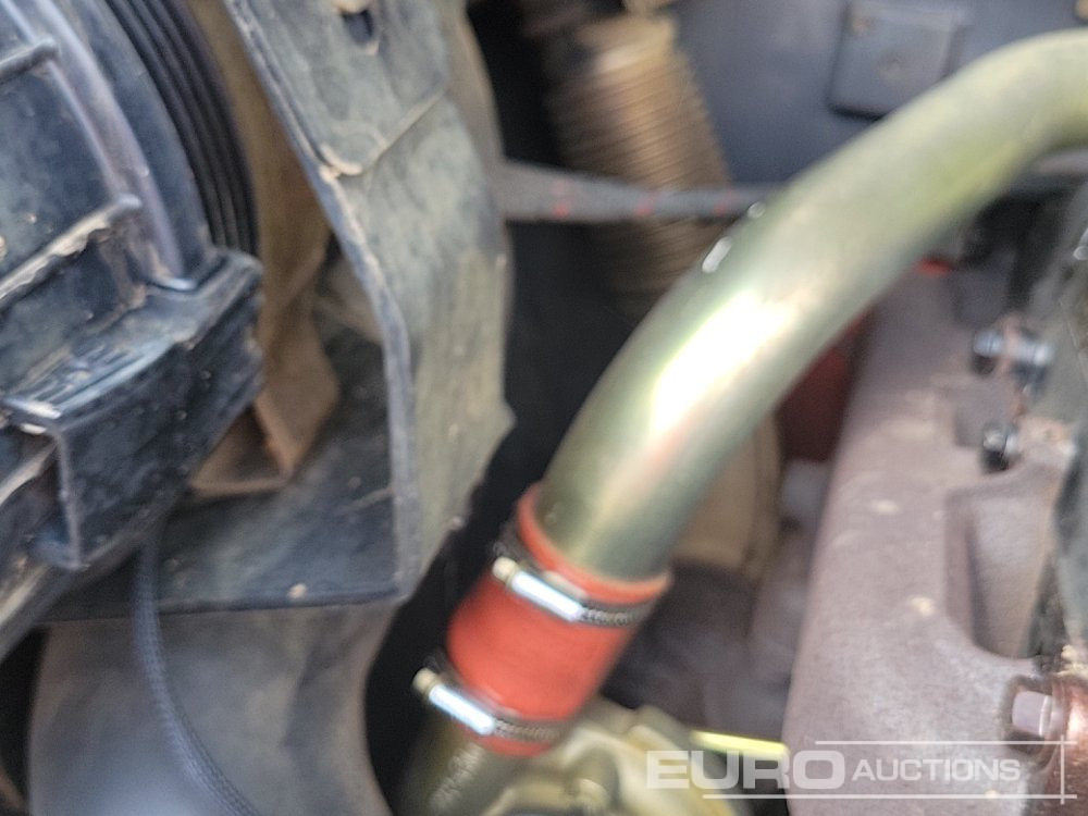 رافعة تلسكوبية Manitou MT732: صورة 24